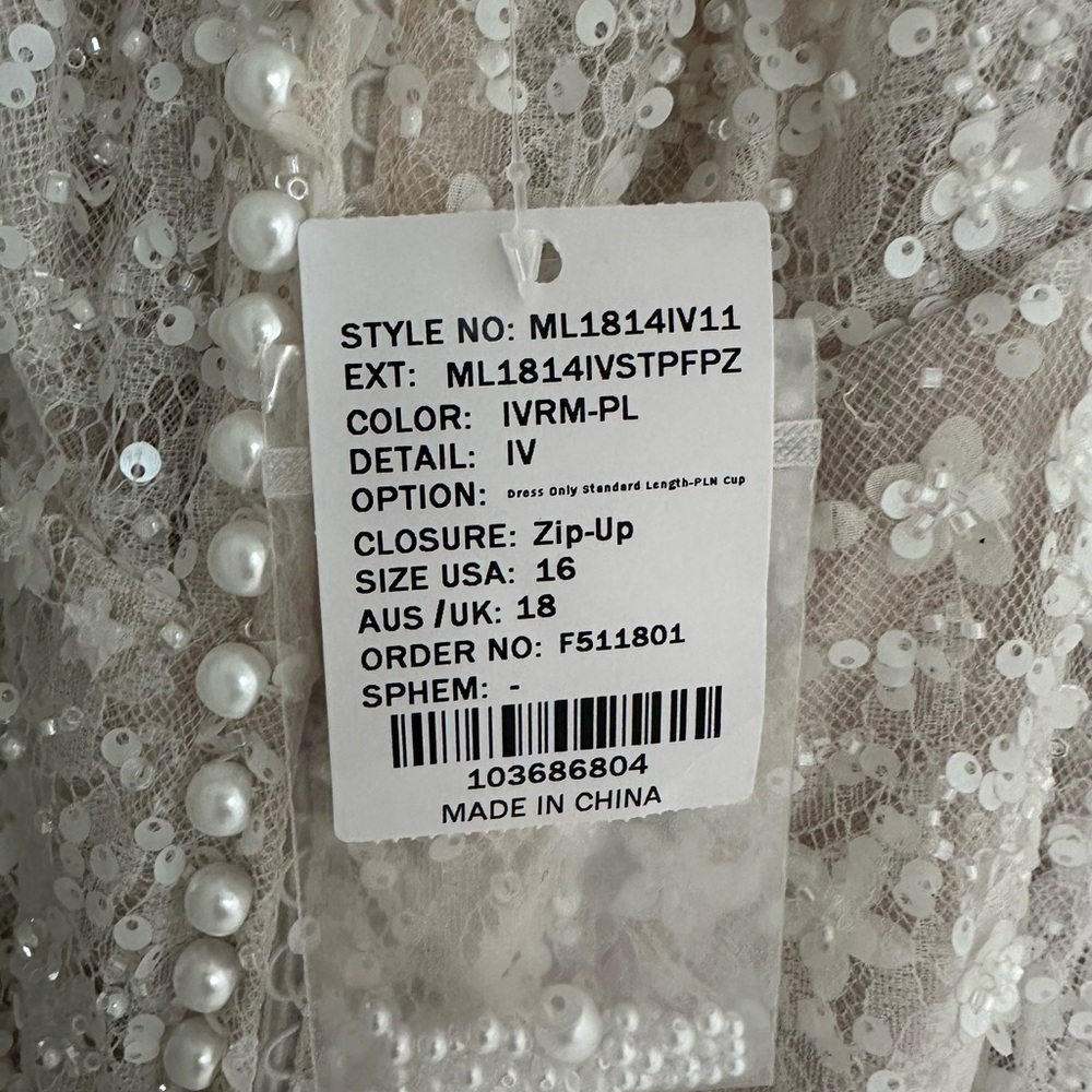 Martina Liana 1814 (ML 1814) Wedding Dress - Picture 9 of 10
